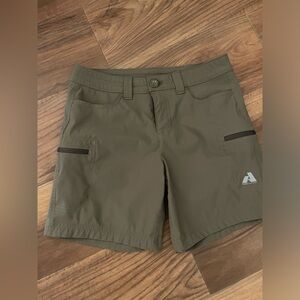 Eddie Bauer First Ascent - Eddie Bauer First Ascent Women's Guide Pro Short